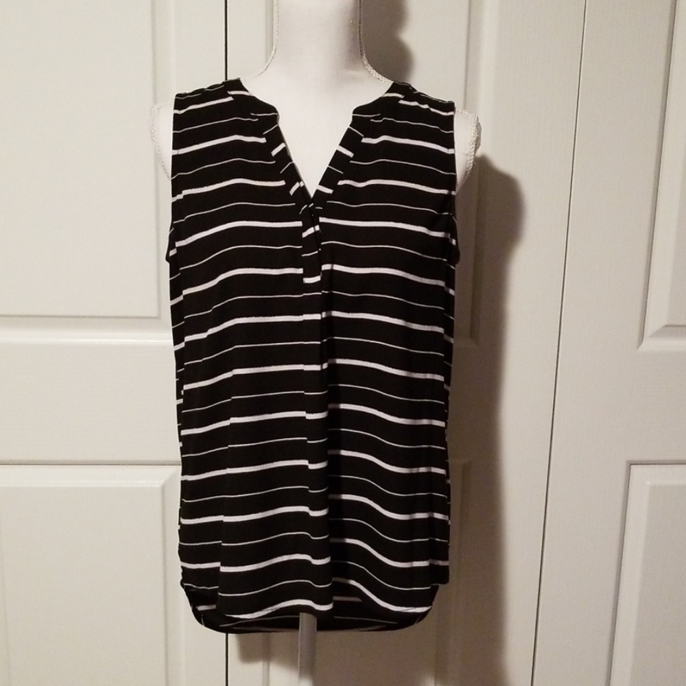 Apt.9 black and white stripe sleeveless top